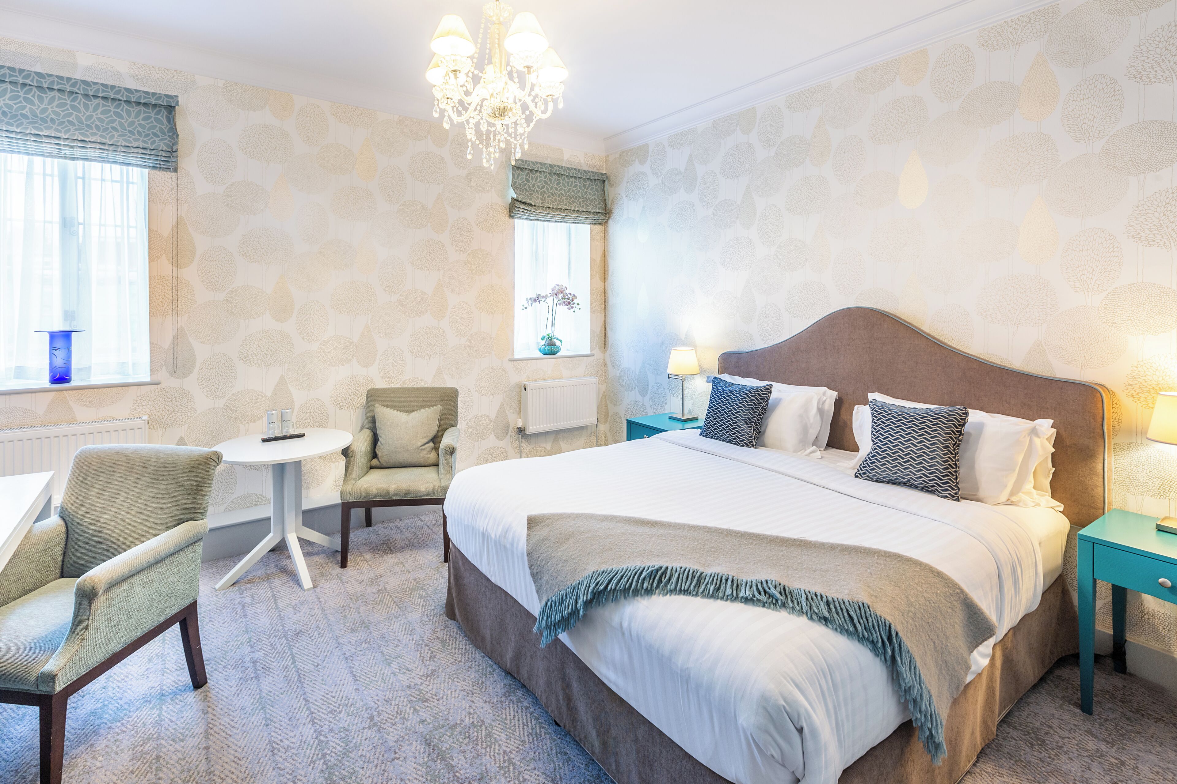 Desk, iron/ironing board, free WiFi, bed sheets