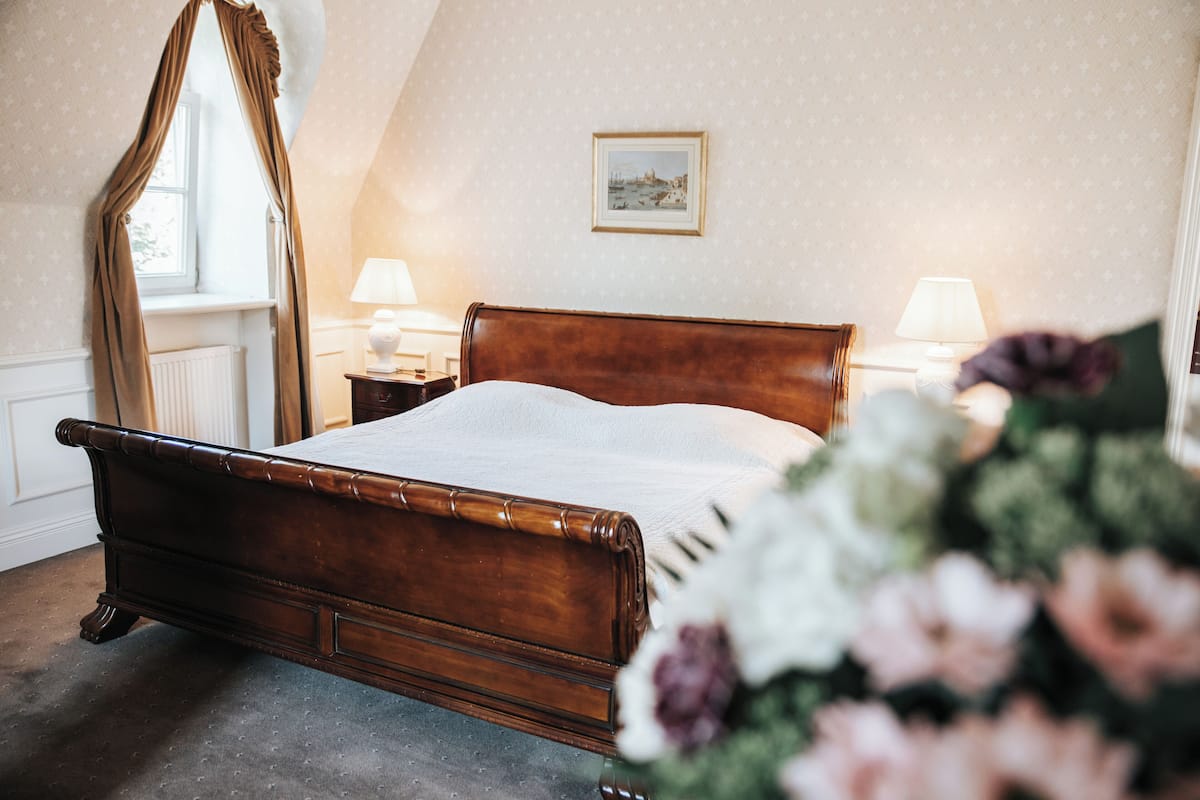 Minibar, in-room safe, soundproofing, free WiFi