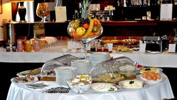 Desayuno bufé gratuito y diario