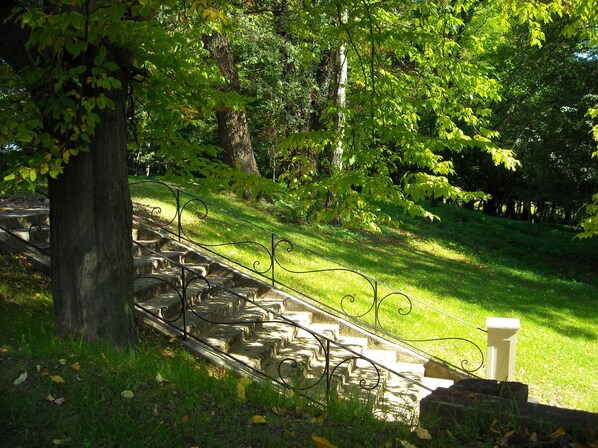 Garden - Dwór Sieraków (Dobczyce)