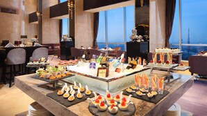 Executive lounge - DoubleTree by Hilton Guangzhou (Guangzhou)