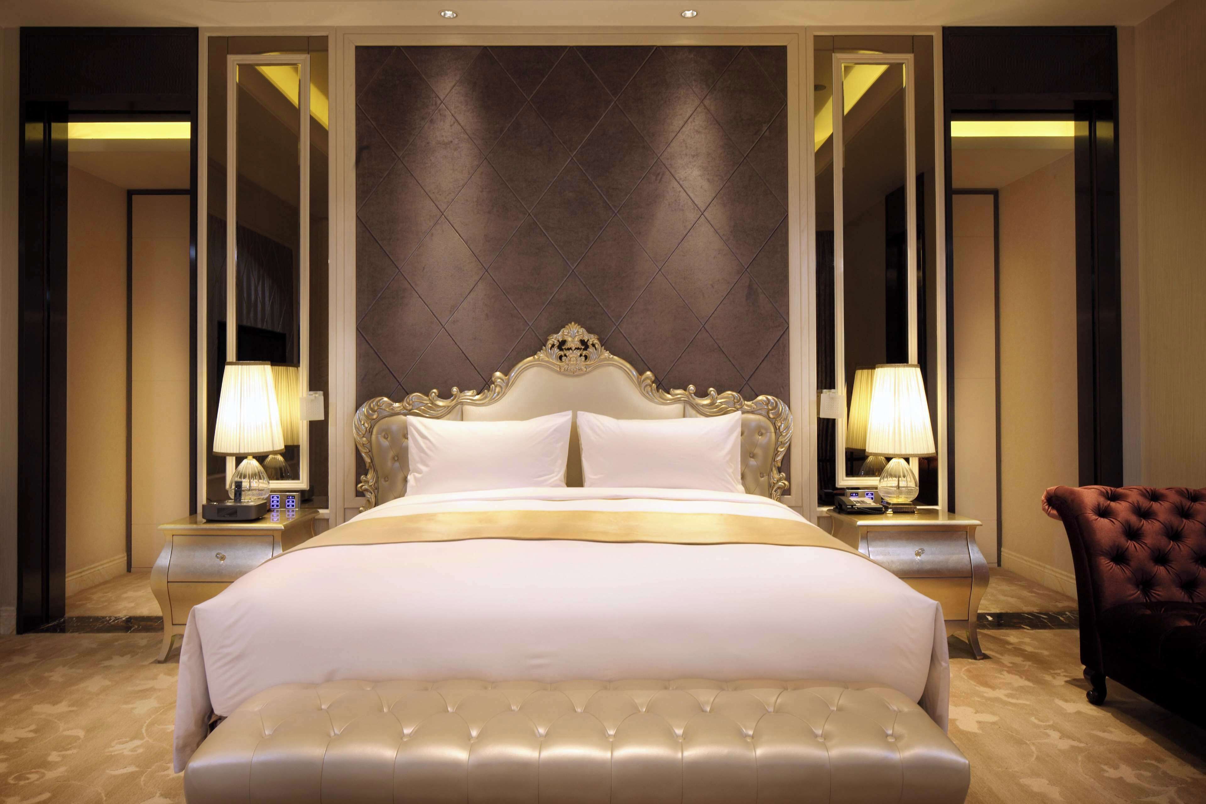 Presidential-Suite