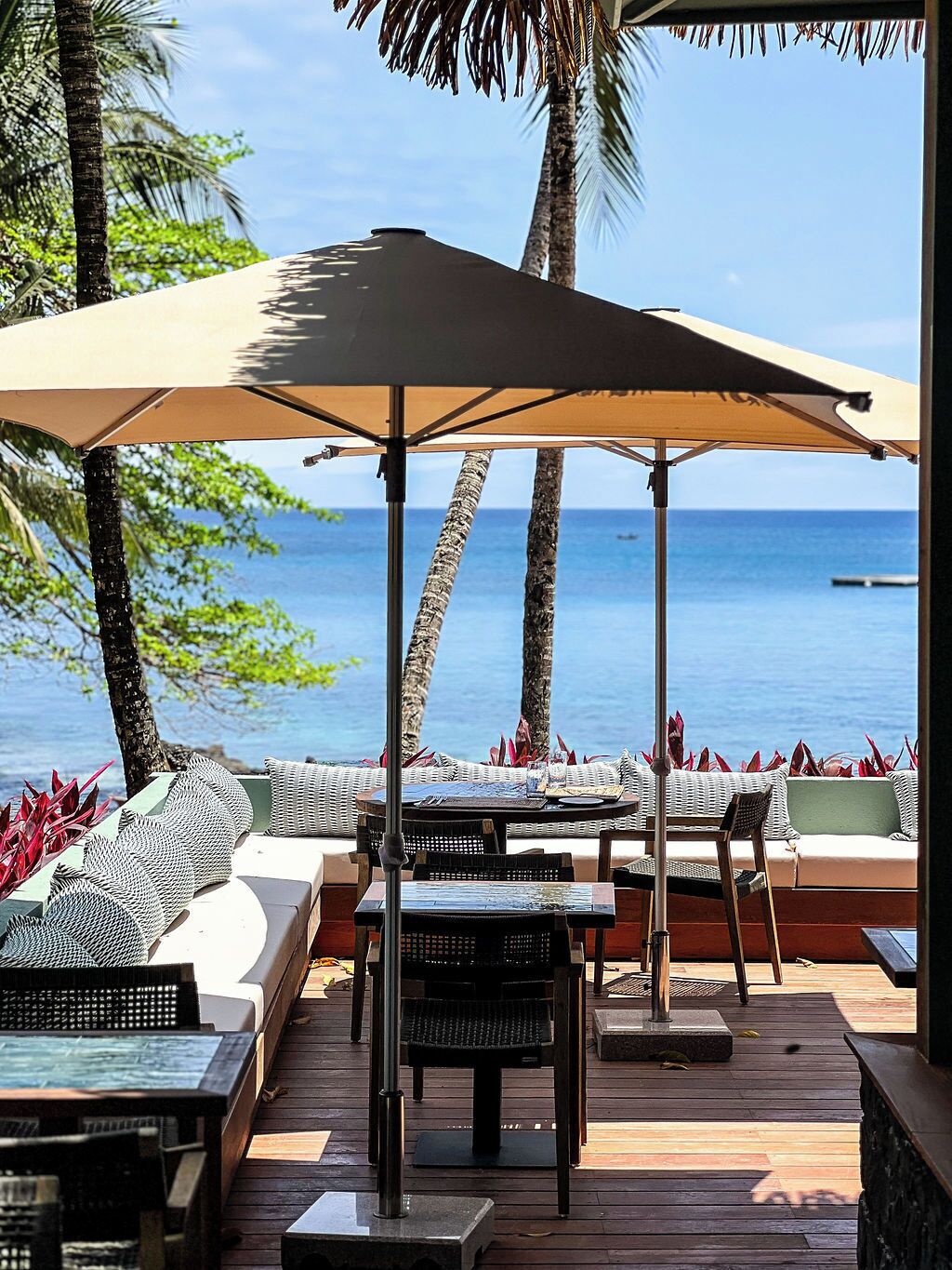 Frühstück, Mittagessen, Abendessen, lokale Küche 