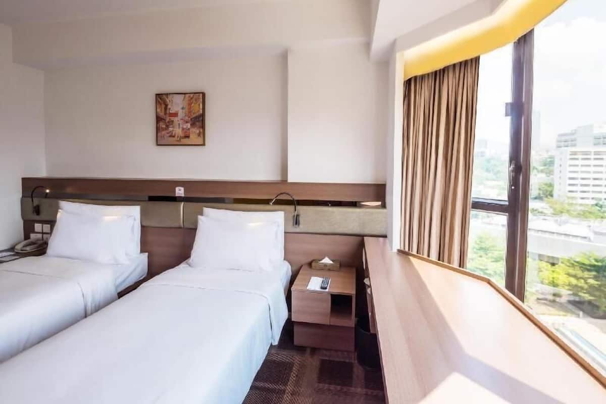 Coffre-fort, bureau, accès au Wi-Fi (inclus)