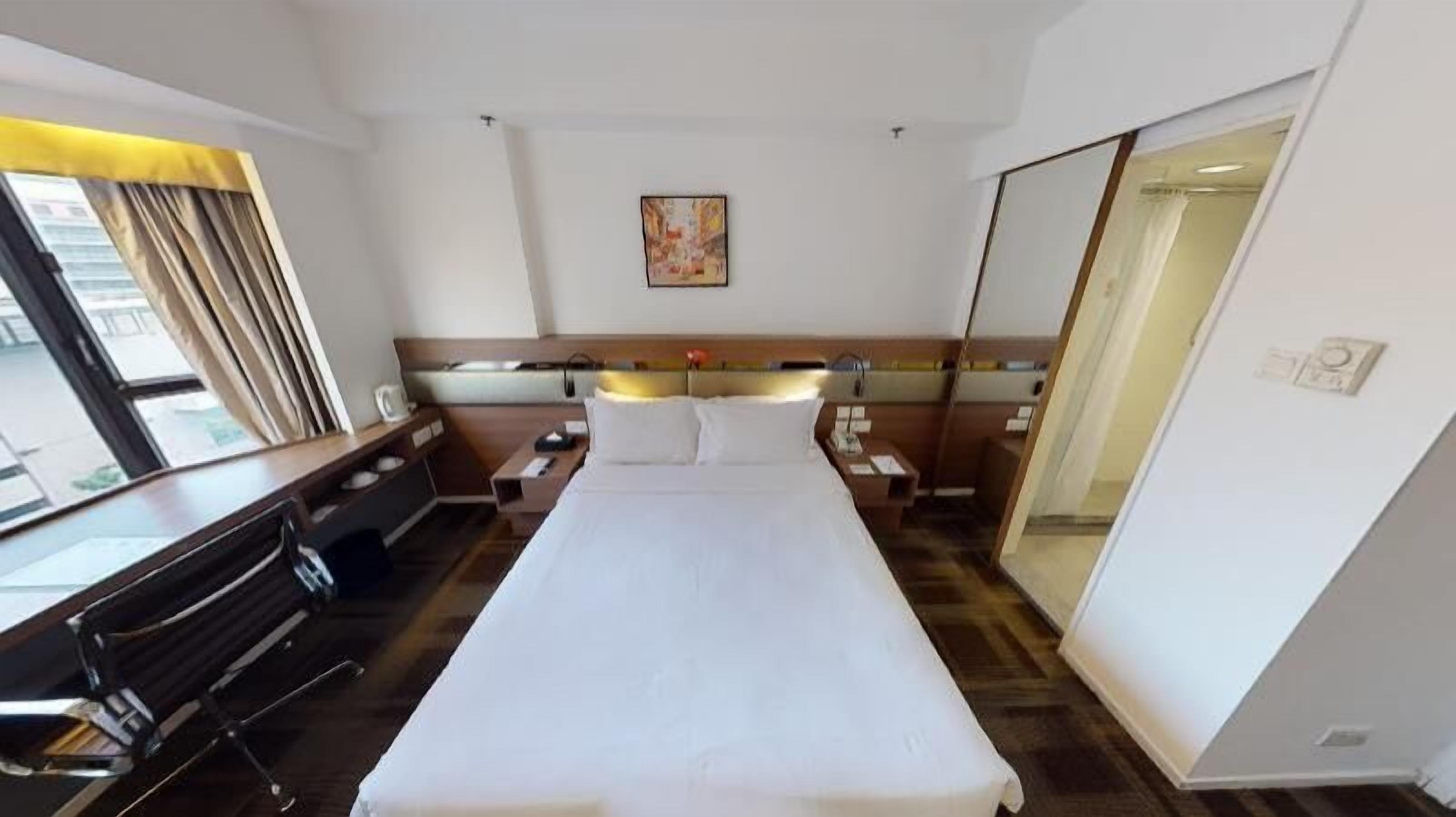 Coffre-fort, bureau, accès au Wi-Fi (inclus)