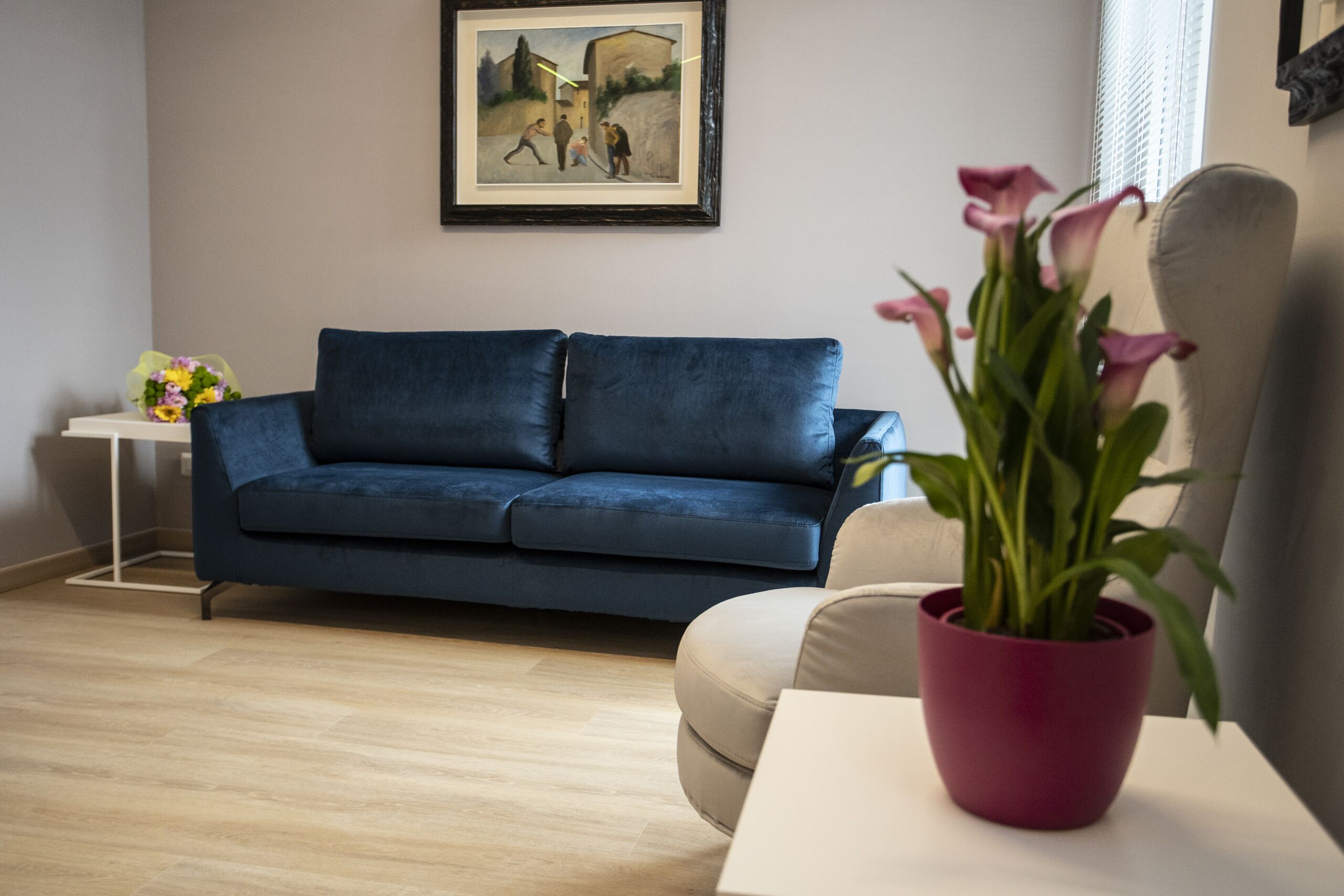 deluxe apartment, 1 bedroom | living area | 36-inch led tv with satellite channels, tv