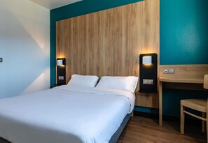 Double Room, Non Smoking - B&B HOTEL Saint-Etienne Monthieu (Saint-Etienne)