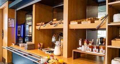 B&B HOTEL Saint-Etienne Monthieu