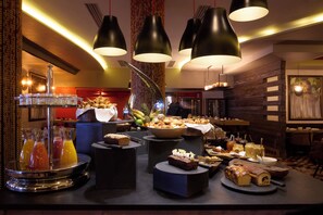 Desayuno buffet incluido todos los días