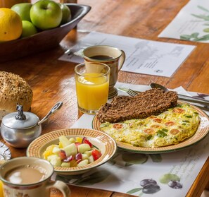 Breakfast area - Jacana Gardens Guest Lodge (Harare)