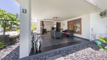 Bungalow de lujo, 2 habitaciones | Terraza o patio