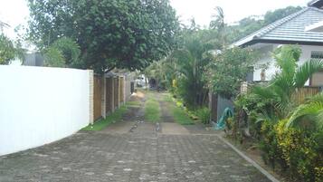 Halaman properti