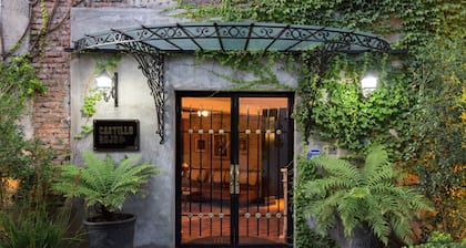 Hotel Boutique Castillo Rojo