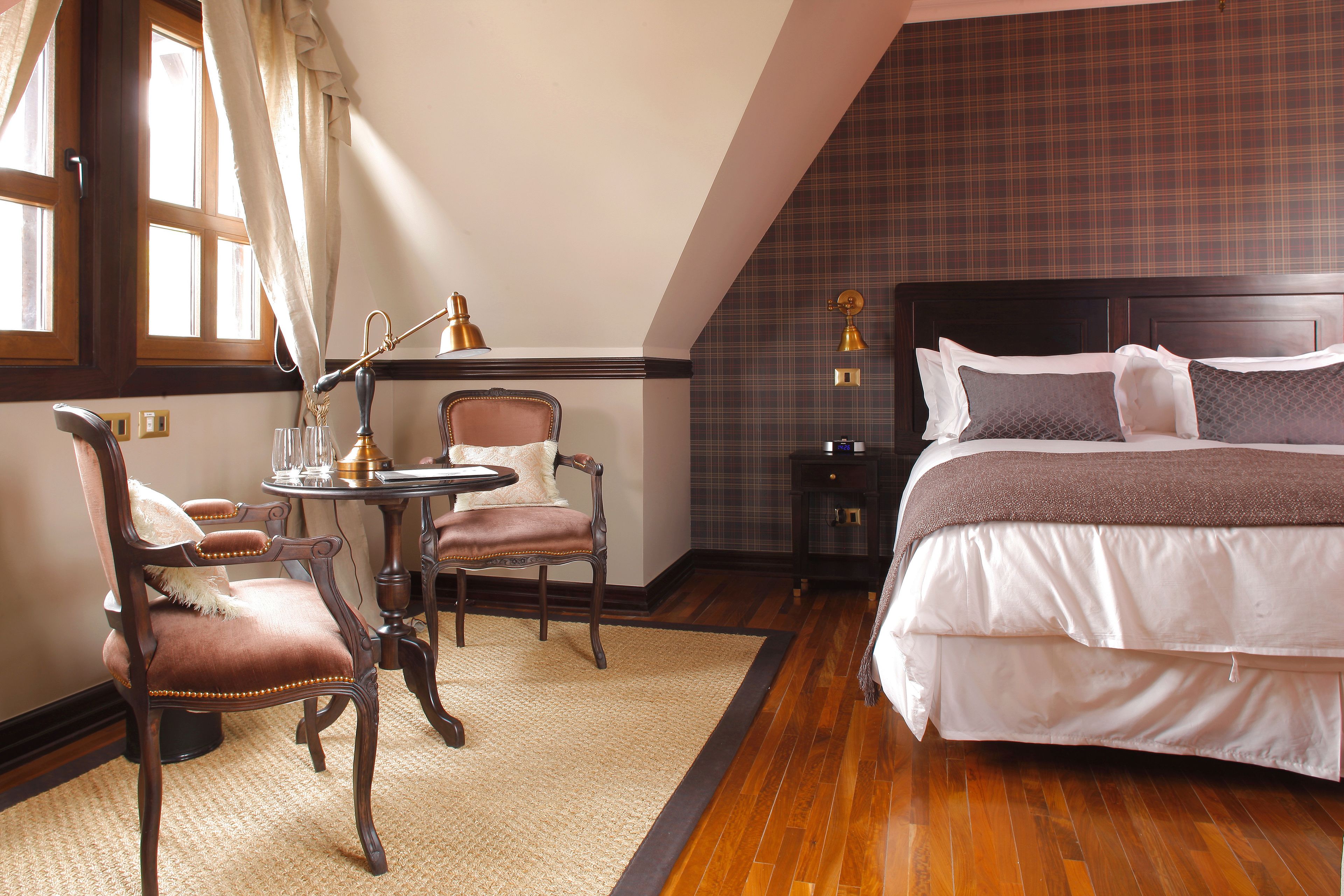 suite, 1 king bed, balcony | 1 bedroom, egyptian cotton sheets, premium bedding, in-room safe