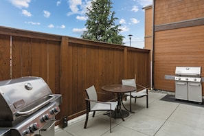Grill-/Picknickplatz