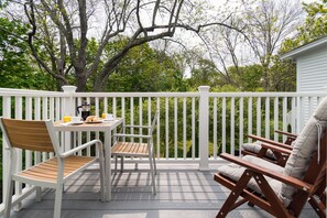 إطلالة على الحديقة