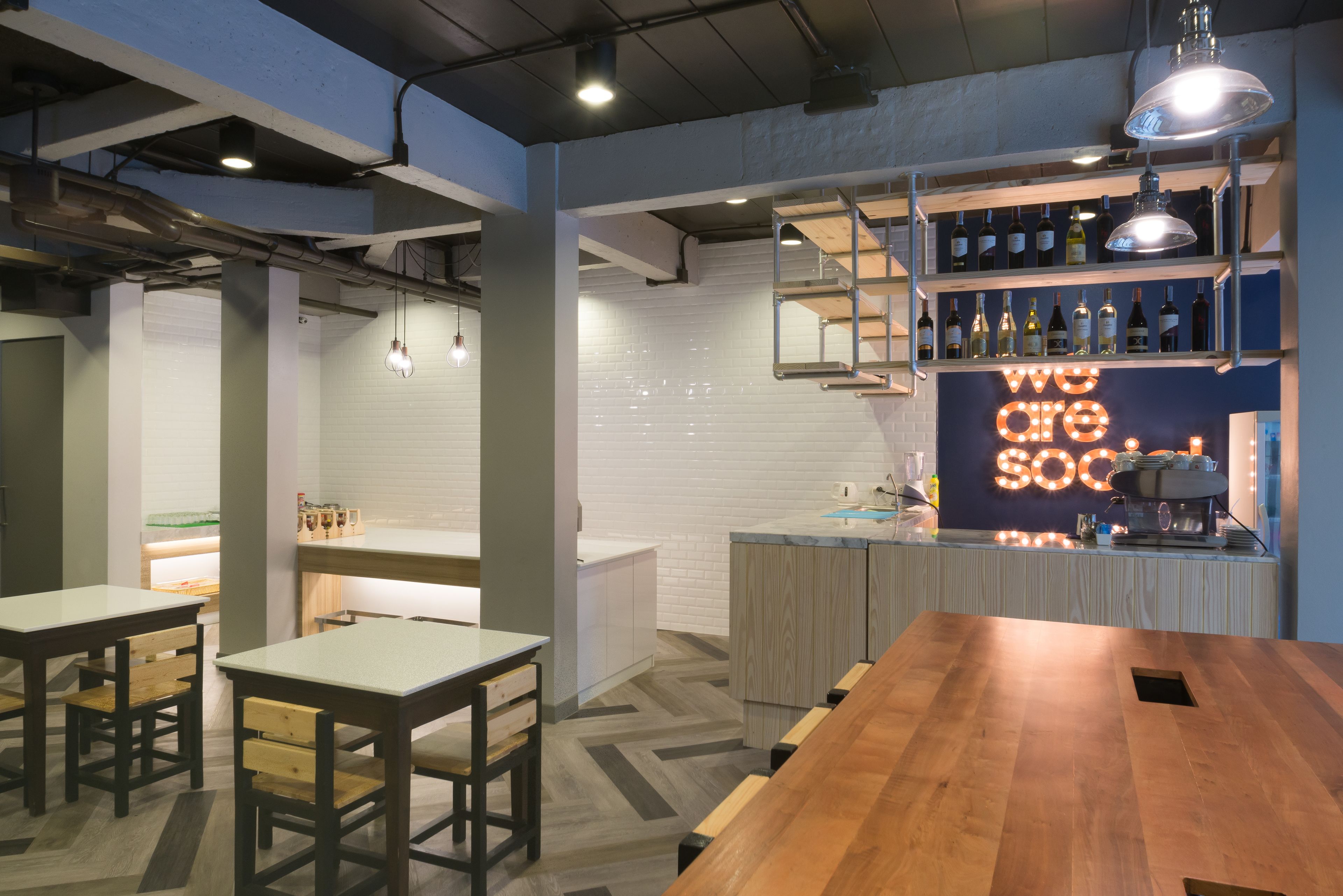 Photo - Alfresco Phuket Hotel