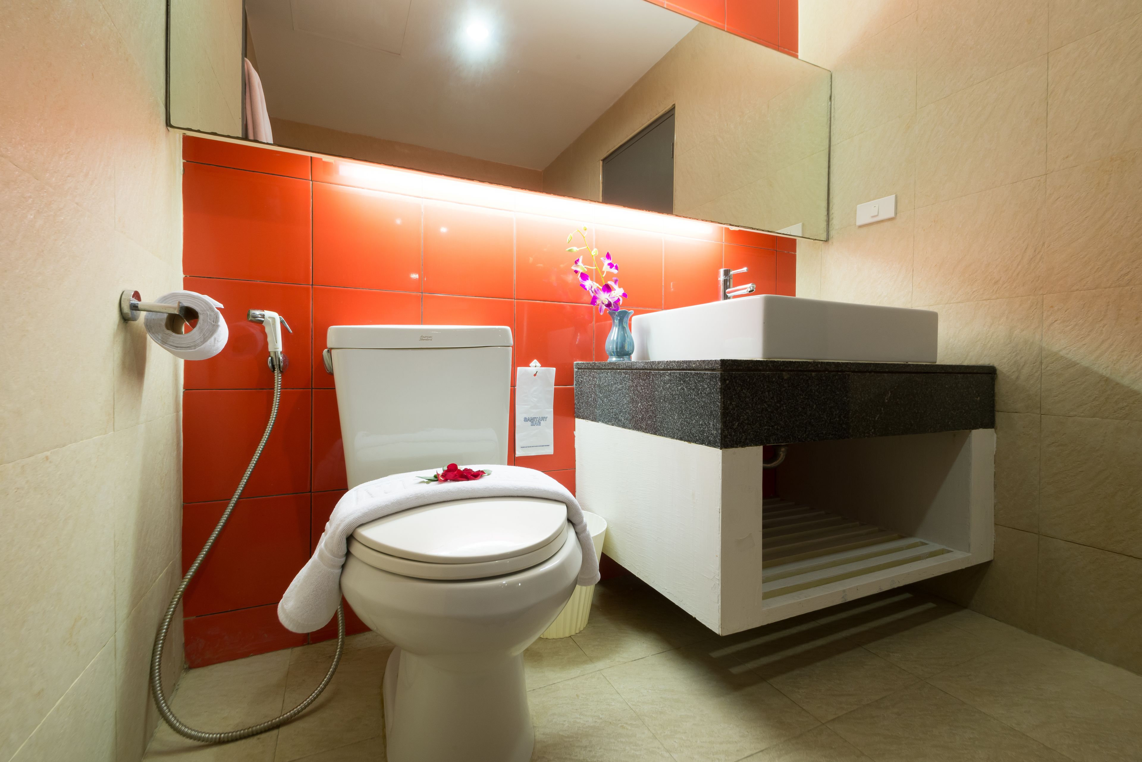 Photo - Alfresco Phuket Hotel