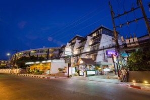 Exterior - Patong Swiss (Patong)