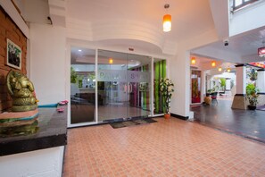 Interior entrance - Patong Swiss (Patong)