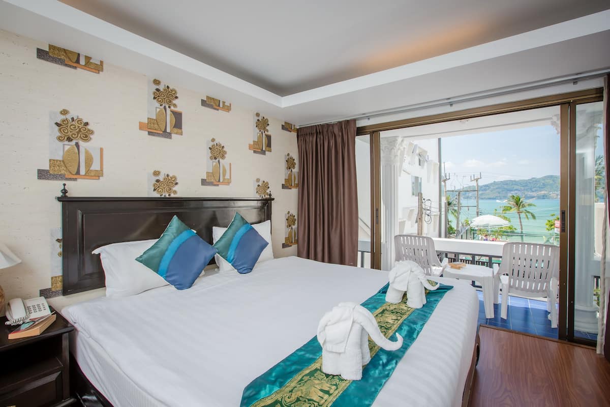 Egyptian cotton sheets, blackout curtains, iron/ironing board, free WiFi