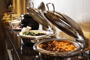 Esmorzar diari per emportar (100 TWD per persona) 