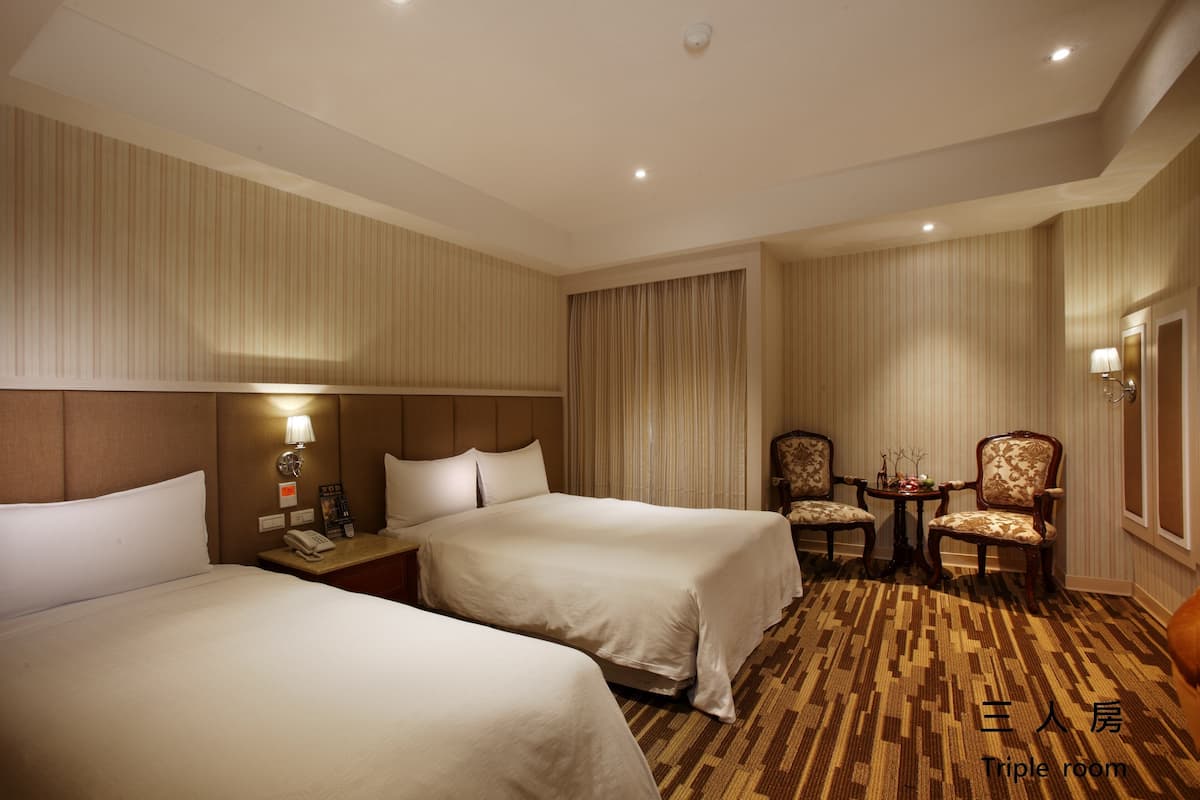Triple Room