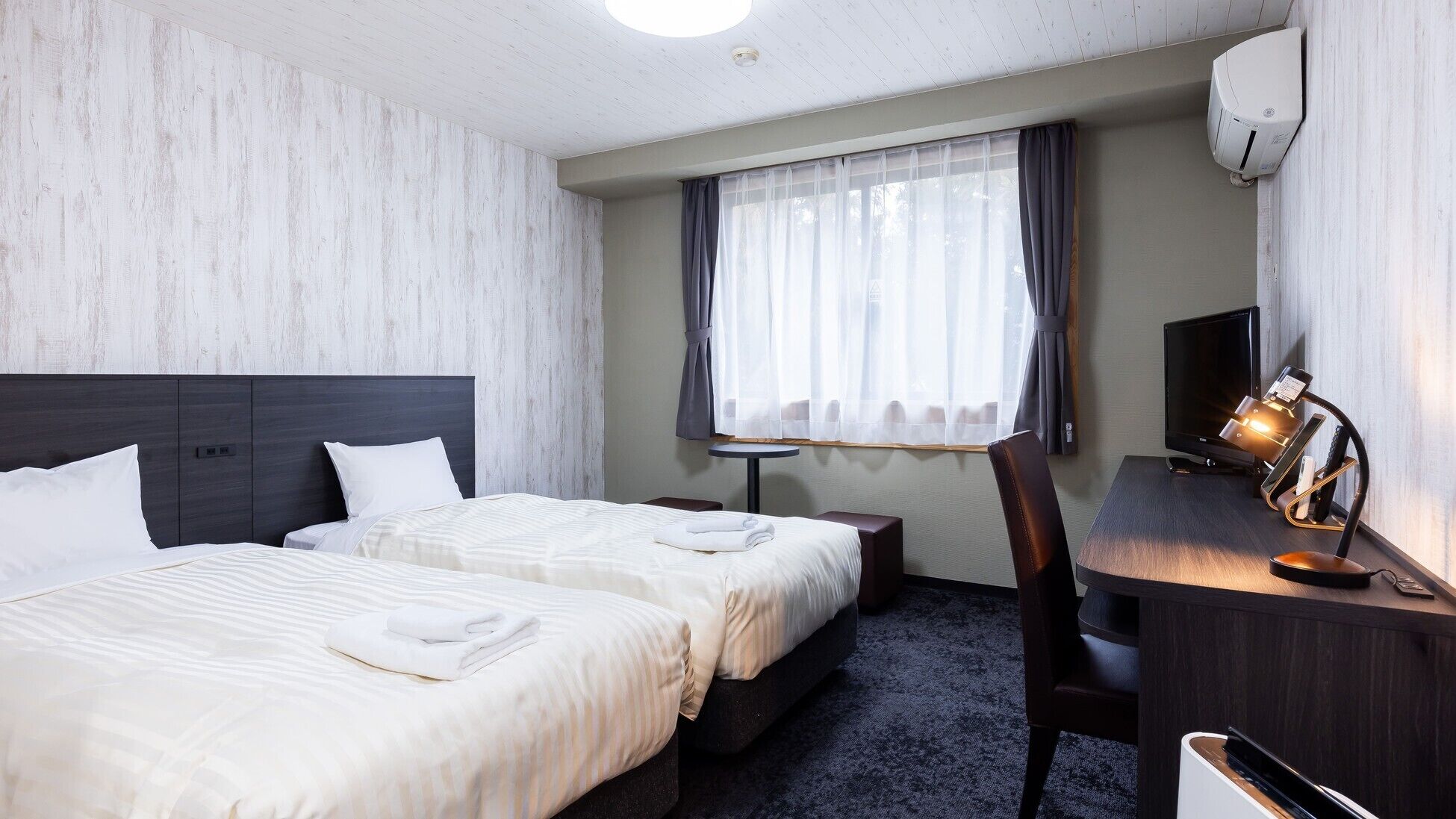 In-room safe, iron/ironing board, free WiFi, bed sheets