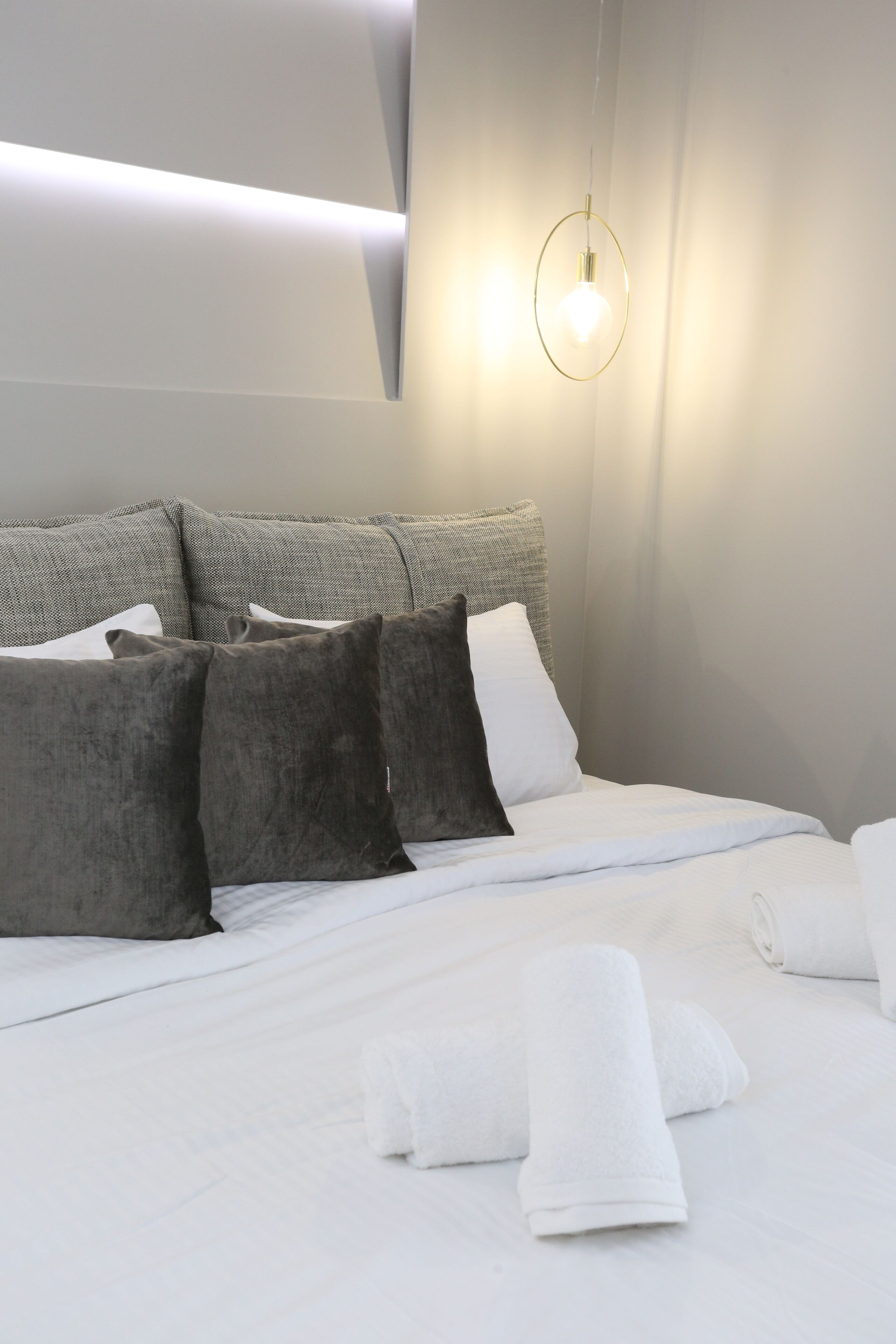 Habitación doble Deluxe, vista a la alberca | Ropa de cama de alta calidad y caja de seguridad en la habitación 