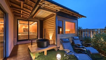 リニューアル 展望ヒノキ風呂付特別客室 客室内禁煙 | テラス / パティオ