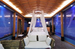 Front of property - UINN RELAX HOTEL New Taipei Linkou (New Taipei City)