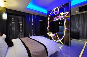 Down duvets, pillow-top beds, free minibar items, individually decorated - UINN RELAX HOTEL New Taipei Linkou (New Taipei City)