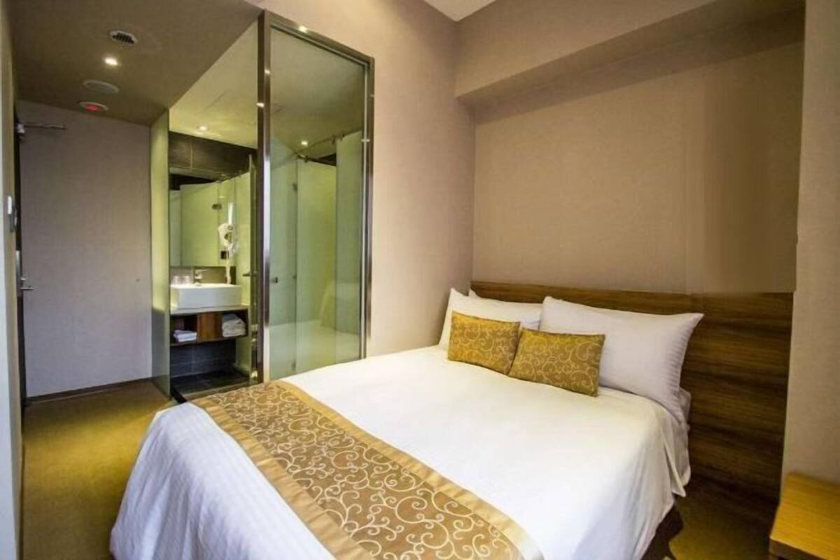 客房内保险箱、免费 WiFi、床单