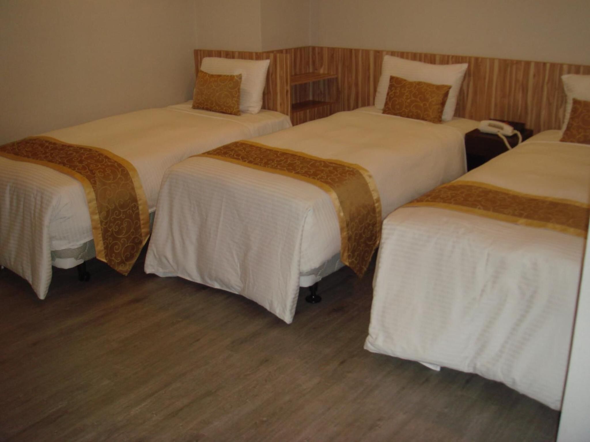 in-room safe, free wifi, bed sheets, wheelchair access