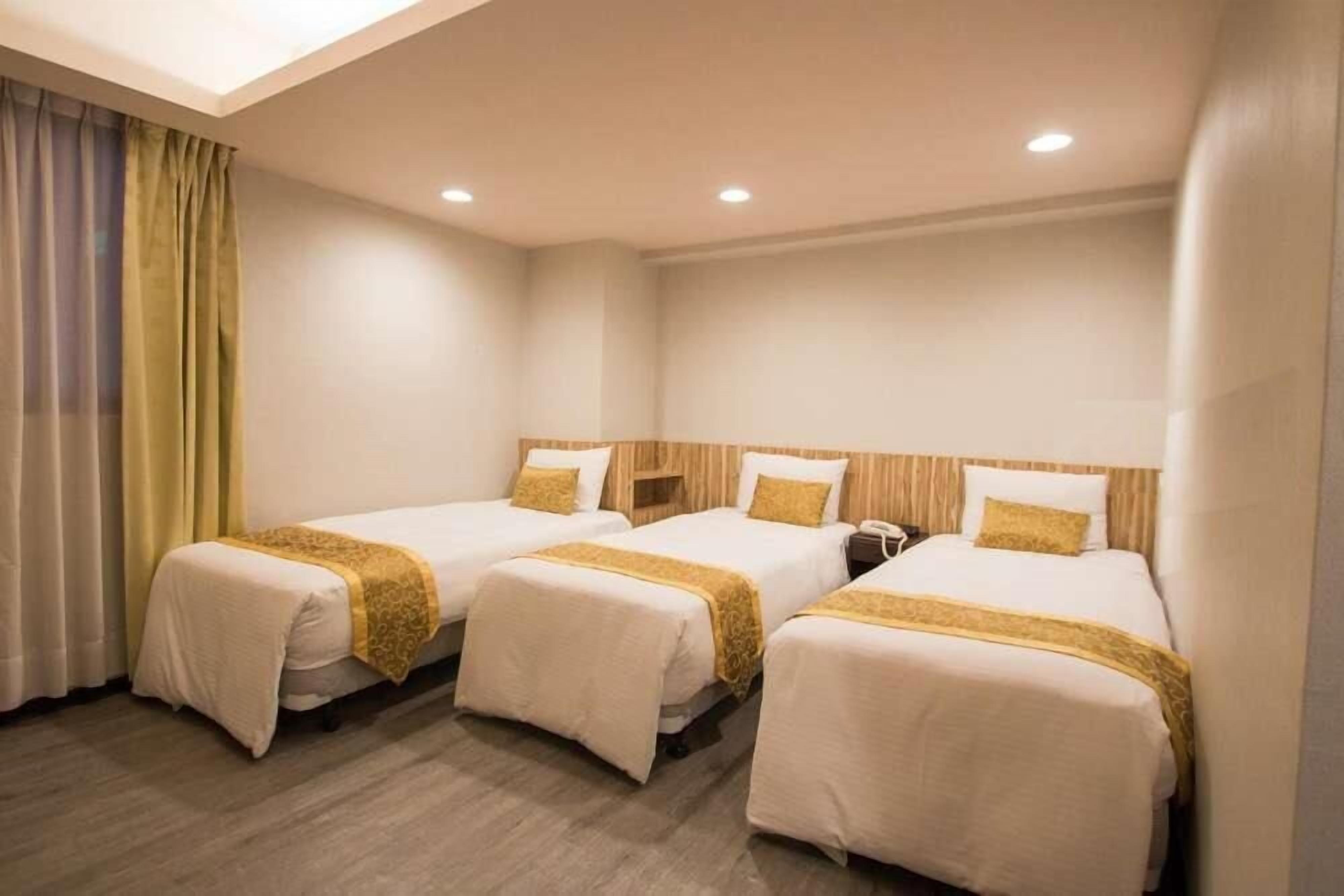 in-room safe, free wifi, bed sheets, wheelchair access