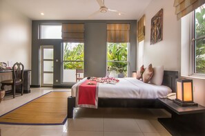 Deluxe Double Room with Pool View (Free Airport Pickup) | Premium bedding, down comforters, pillowtop beds, free minibar items - Landing Point Hotel (Siem Reap)