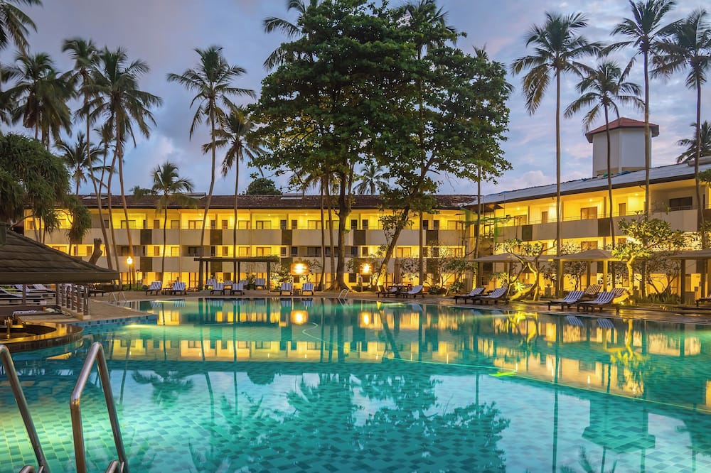 Tangerine Beach Hotel