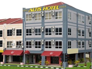 Exterior - OYO 89637 Altis Hotel Langkawi (Langkawi)