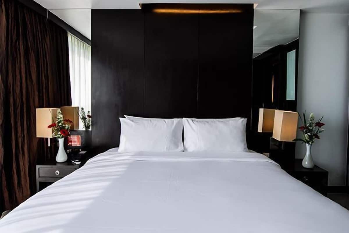 1 bedroom, minibar, in-room safe, desk