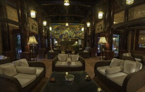 Lobby sitting area - Van Chai Resort (Sam Son)