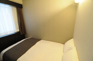 In-room safe, desk, iron/ironing board, free WiFi - Nagoya Fushimi Mont Blanc Hotel (Nagoya)
