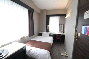 In-room safe, desk, iron/ironing board, free WiFi - Nagoya Fushimi Mont Blanc Hotel (Nagoya)
