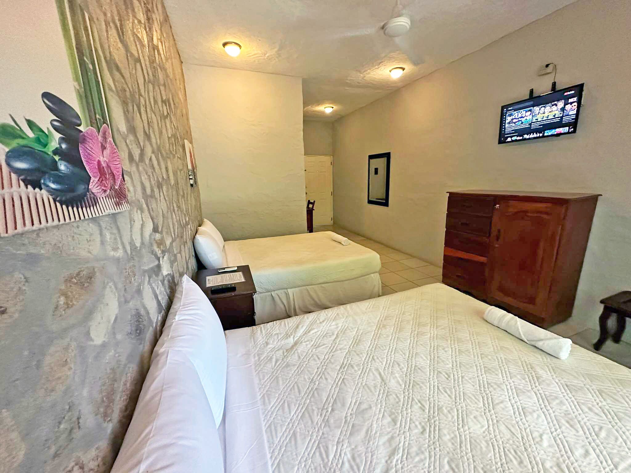 Deluxe Double Room | Egyptian cotton sheets, premium bedding, down comforters, pillowtop beds