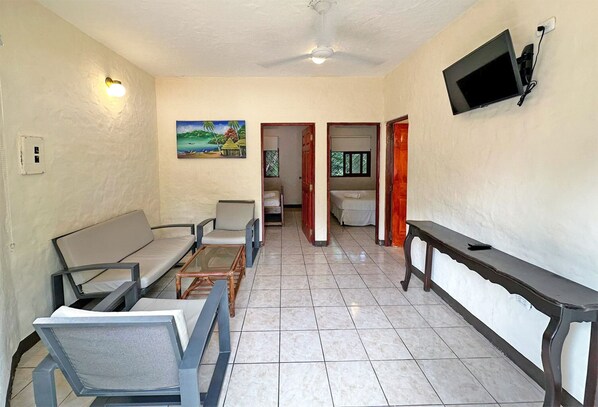 Comfort-Villa, 2 Queen-Betten | Wohnbereich