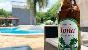 Outdoor pool, free pool cabanas, pool loungers