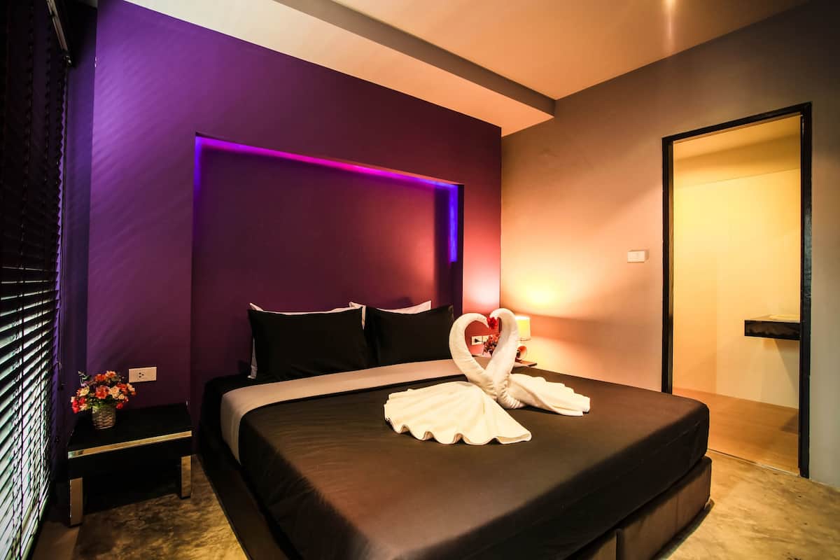 Quarto superior | Cofres nos quartos, escrivaninha, cortinas blackout, Wi-Fi de cortesia