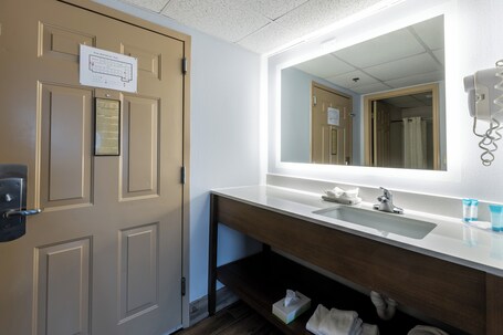 Park Grove Inn - Image 10