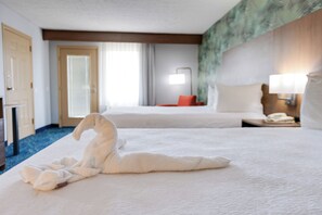 Chambre, 2 grands lits, coin cuisine