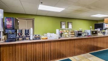 Tägliches inbegriffenes kontinentales Frühstück