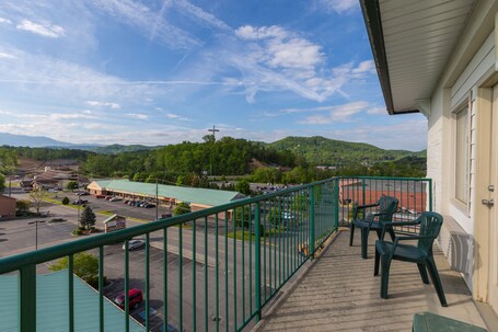 Park Grove Inn - Image 48